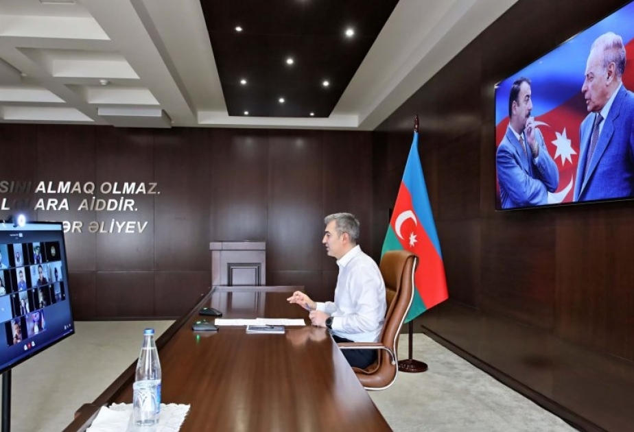 Dövlət Miqrasiya Xidmətinin rəisi “Miqrasiya Məktəbi 2” layihəsinin məzunları ilə videokonfrans keçirib