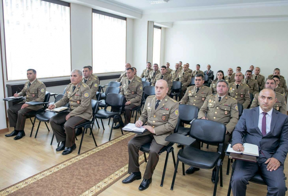 Muxtar respublikada fövqəladə hallara hazırlıq sahəsində görülən işlər müzakirə olunub
