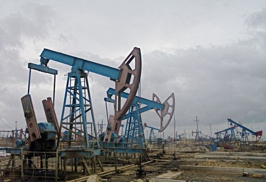 Azerbaijani oil sells for $44.50