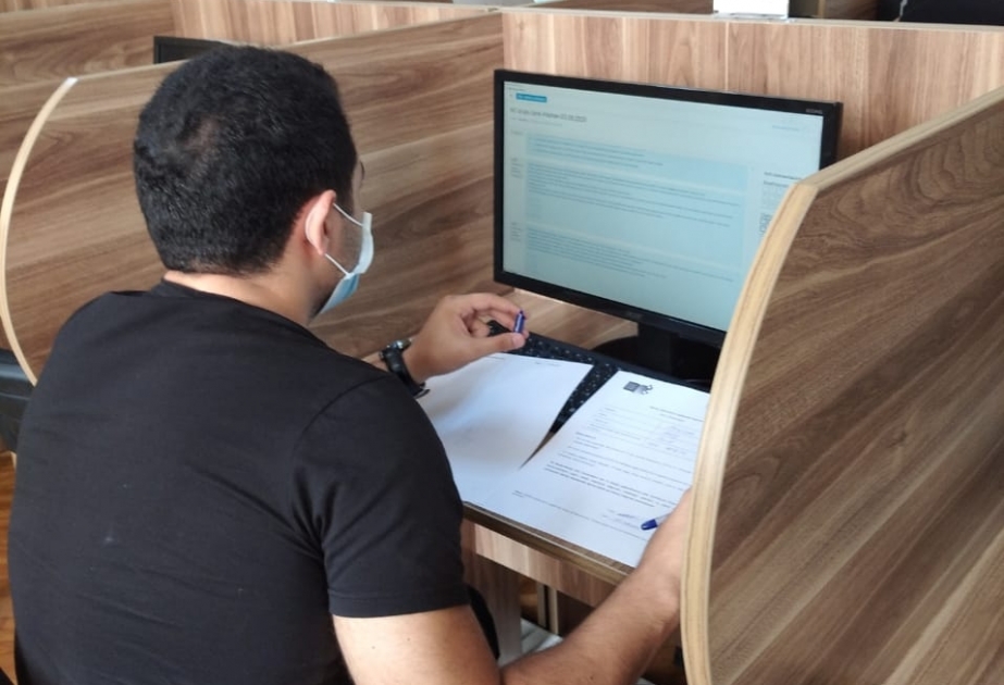 İnzibati rəhbər vəzifələr üzrə dövlət qulluğuna qəbul üçün test imtahanı keçirilib