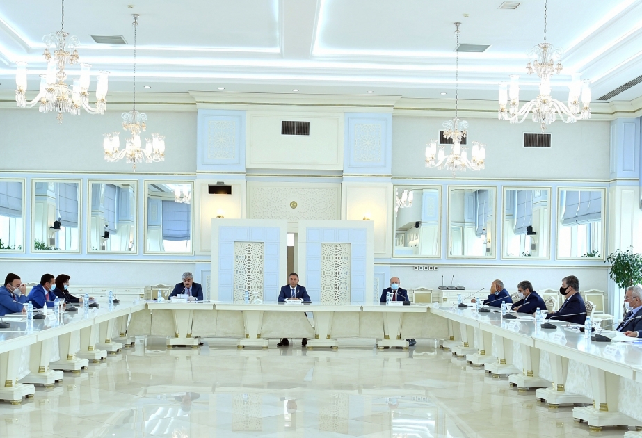 Milli Məclisin İqtisadi siyasət, sənaye və sahibkarlıq komitəsinin iclası keçirilib