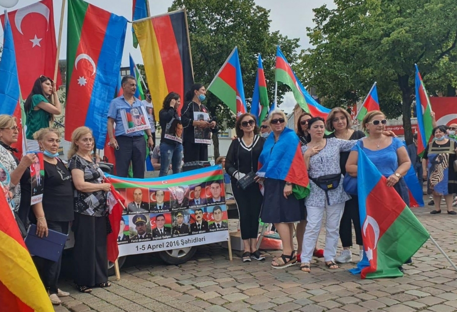 Un rassemblement de soutien à l'armée azerbaïdjanaise s'est tenu à Hanovre