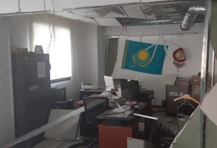 Qazaxıstanın Beyrutdakı konsulu partlayış zamanı xəsarət alıb