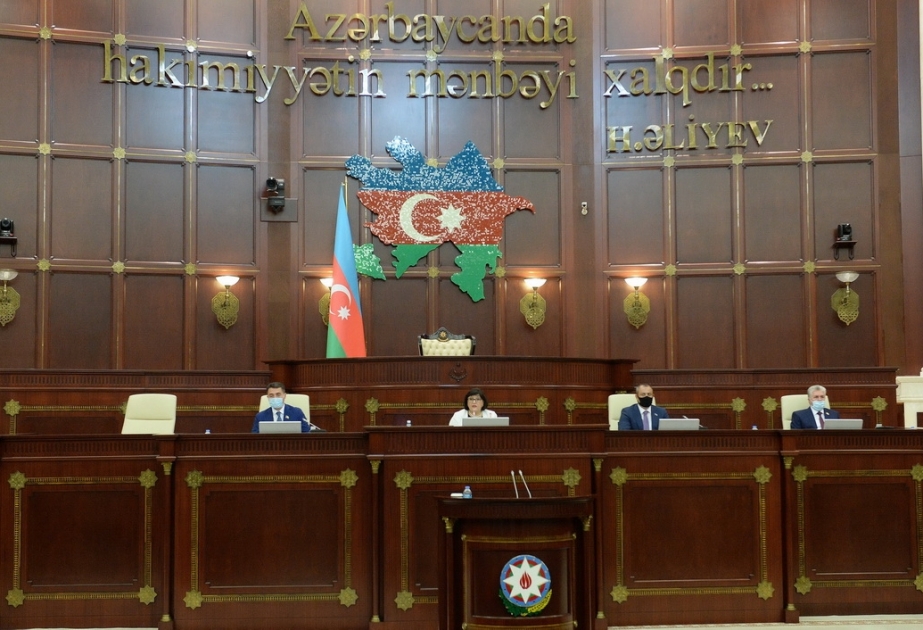 Arranca la reunión extraordinaria del Parlamento de Azerbaiyán