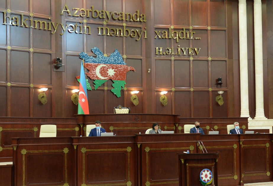 Milli Məclisin növbədənkənar sessiyası başa çatıb
