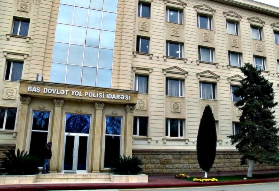 Baş Dövlət Yol Polisi İdarəsi rayonlara getməyə cəhd göstərən hərəkət iştirakçılarına müraciət edib