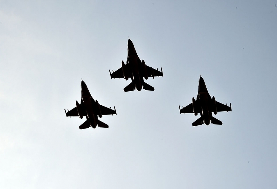 TurAz Adler-2020: Aserbaidschanische und türkische Luftwaffe führen Luftkampfübung durch