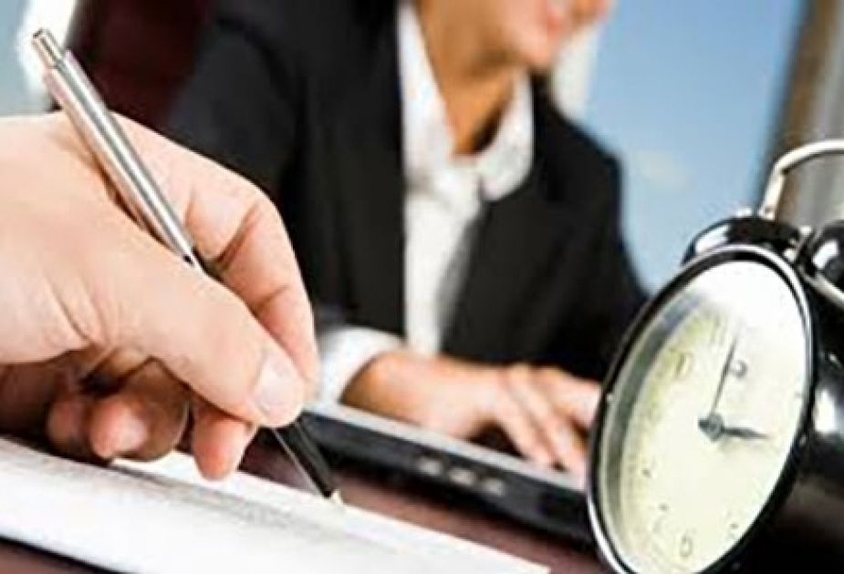 أذربيجان تلغي القيود المفروضة على عدد الموظفين في بعض المناطق