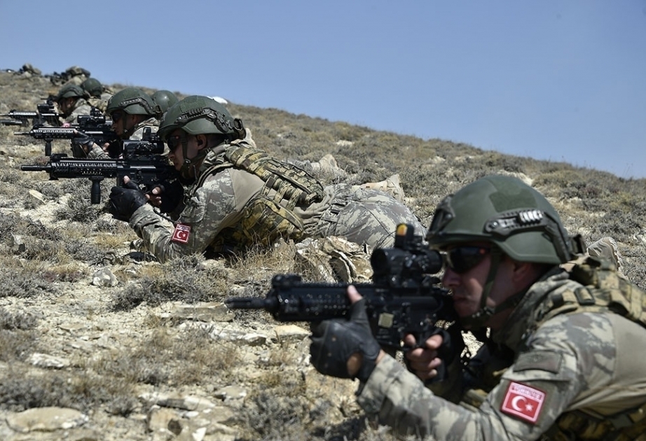 En la primera etapa de los ejercicios tácticos, las unidades de fuerzas especiales también participaron