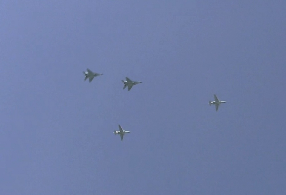 Cazas de la Fuerza Aérea de Azerbaiyán y Turquía realizaron vuelos de entrenamiento