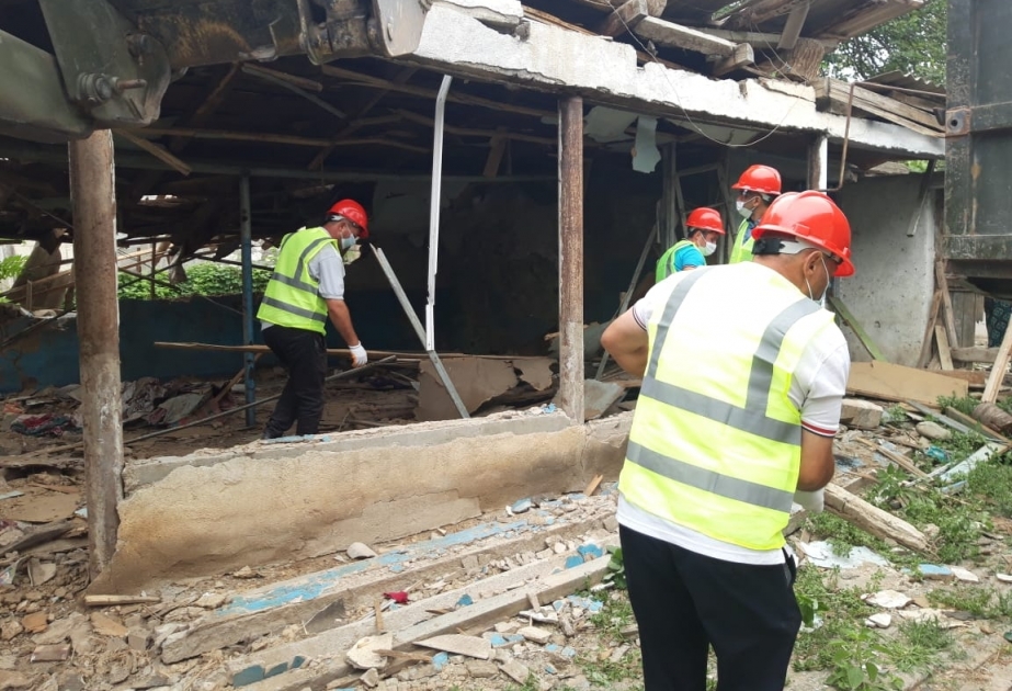 FHN düşmən ordusunun təxribatları nəticəsində Tovuzun yaşayış məntəqələrinə dəyən ziyanın aradan qaldırılması işlərinə başlayıb
