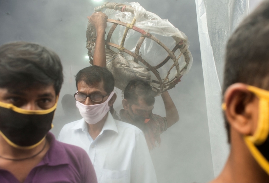 L’Inde poursuit sa lutte contre la pandémie