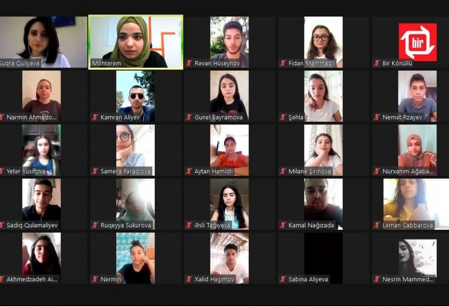 Müəllimlərin işə qəbulu imtahanlarında “Bir” tələbə-könüllü dəstəyi