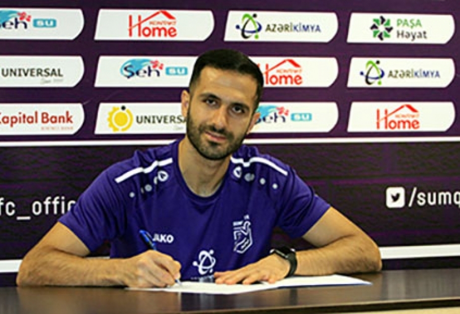 “Sumqayıt” futbol klubu heyətinə yeni futbolçu cəlb edib