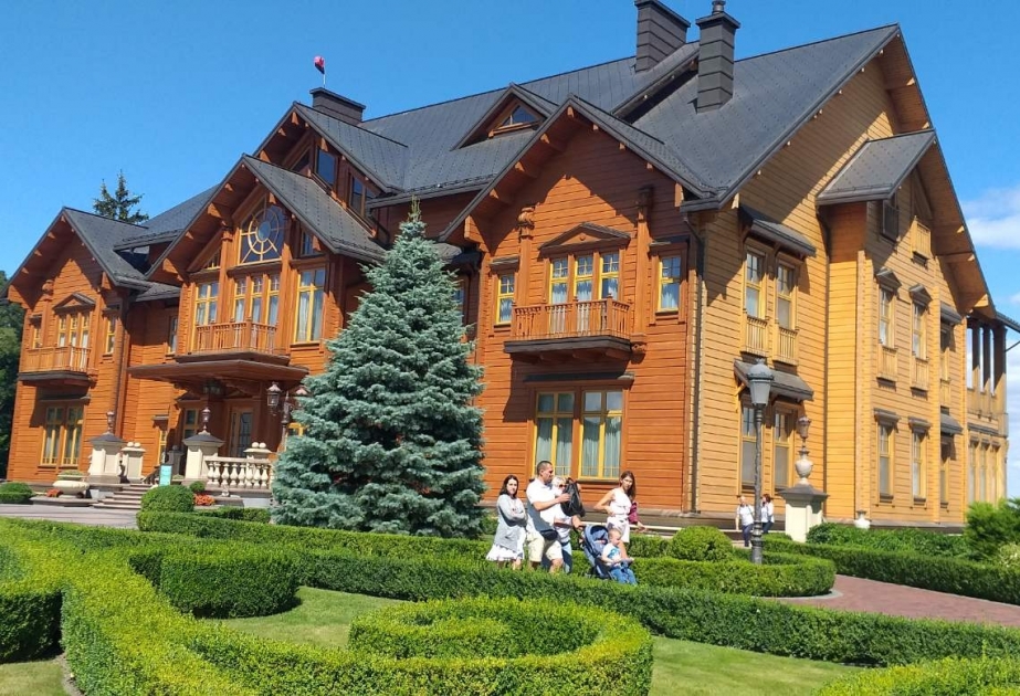 Ukraynalıların və turistlərin sevimli məkanı “Mejiqore”dən  FOTOREPORTAJ