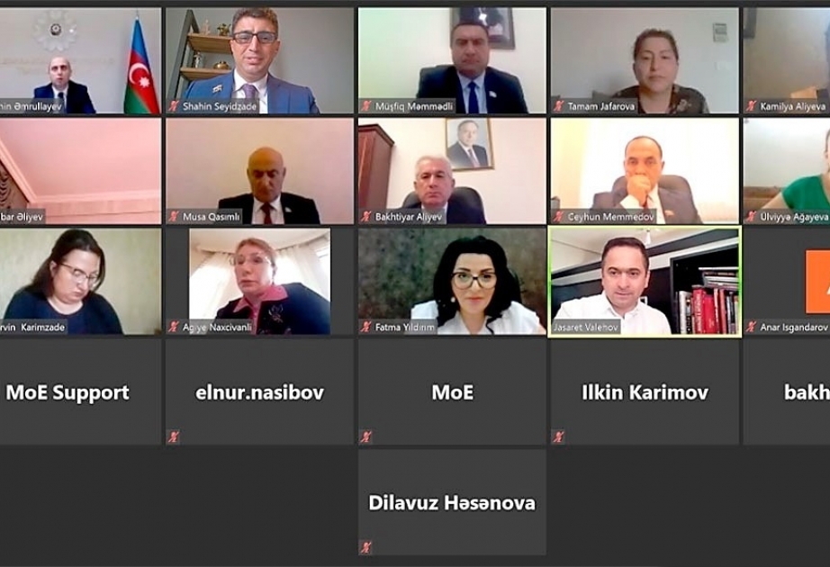 Milli Məclisin Elm və təhsil komitəsi ilə Təhsil Nazirliyinin videoformatda konfransı keçirilib