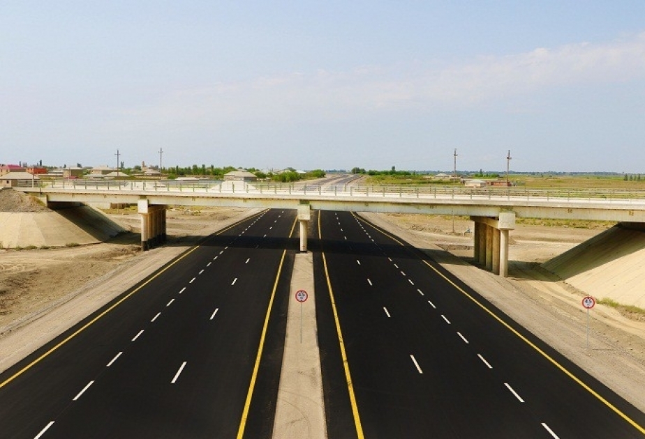 Präsident Ilham Aliyev stellt 4,6 Millionen Manat für Straßenbau im Narimanov Rayon von Baku bereit