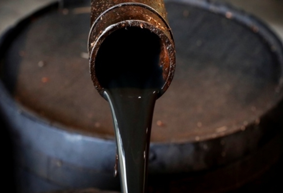 الكشف عن حجم وقيمة بعض المنتجات النفطية المصدرة من البلاد