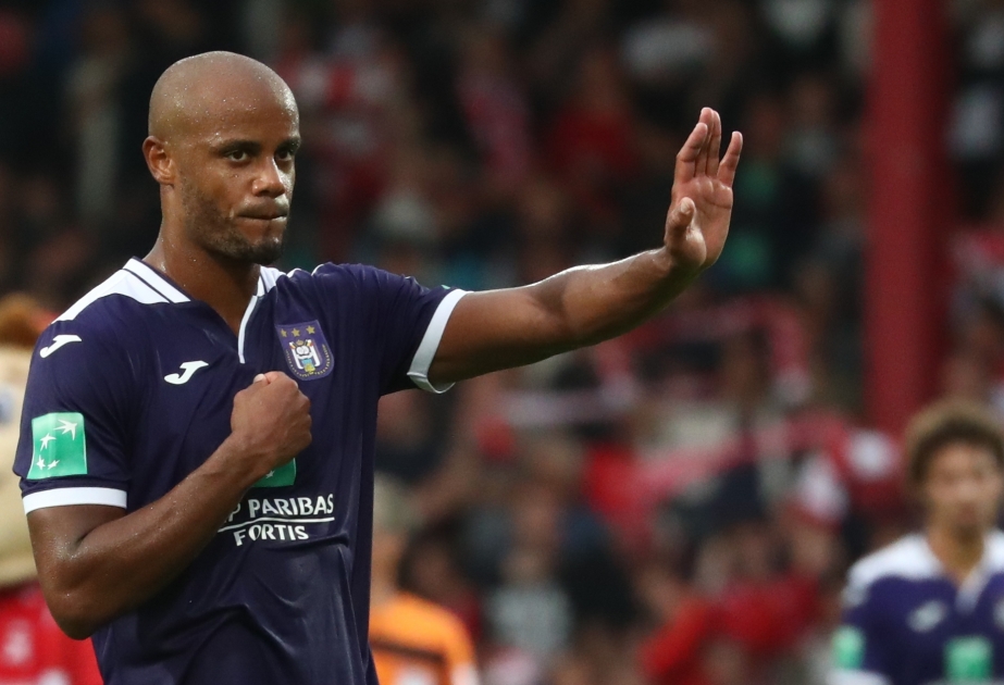Vensan Kompani futbolçu karyerasını başa vurub