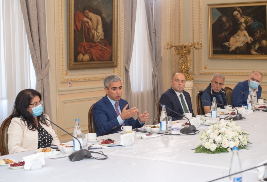 Bir qrup tanınmış mədəniyyət və incəsənət xadimi ilə görüş keçirilib
