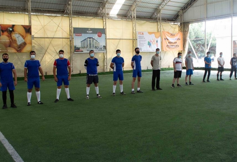 Nərimanov rayonunda gənclər arasında mini-futbol turnirinin qalibləri mükafatlandırılıb