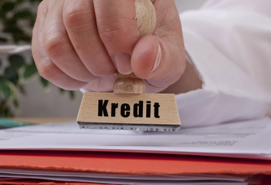 Kreditlərin 97,4 faizi banklar tərəfindən verilib