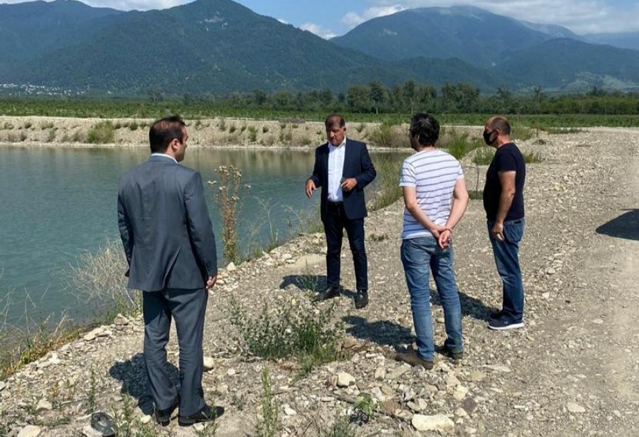 Açıq meşə sahələrində salınmış aqrobağlarda monitorinqlər davam etdirilir