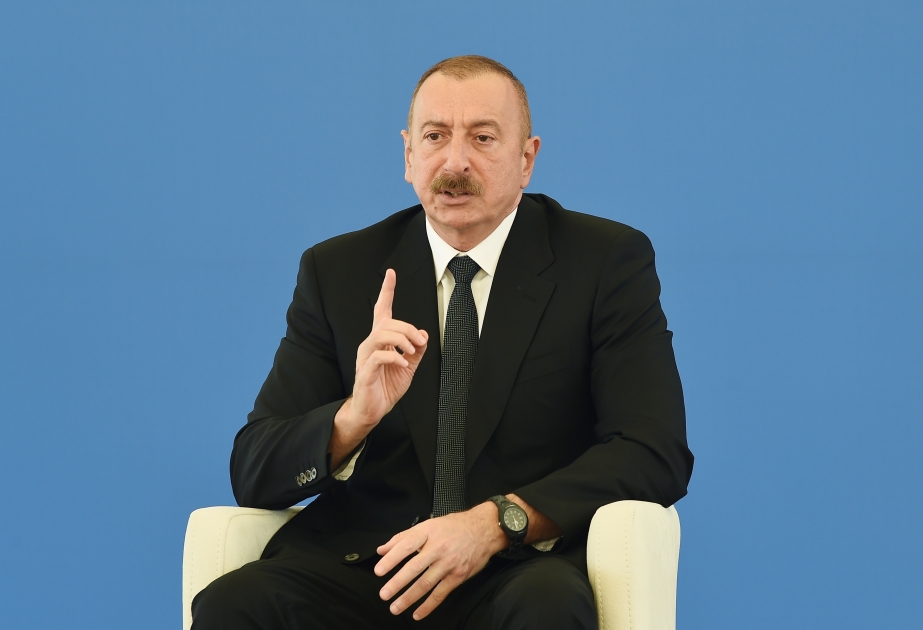 Ilham Aliyev: Considero satisfactoria la situación económica de Azerbaiyán en los siete meses de este año