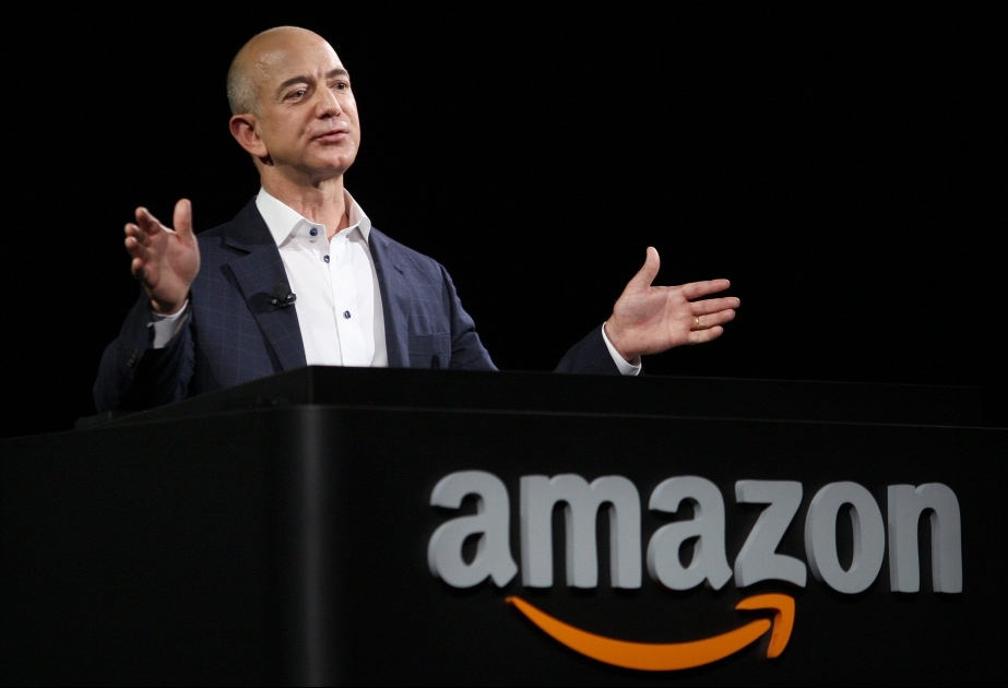 Ceff Bezos varidatı 200 milyard dolları keçən ilk insan kimi tarixə düşüb