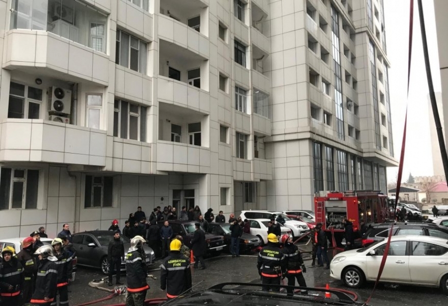 Xırdalan şəhərində çoxmərtəbəli yaşayış binasında yanğın baş verib