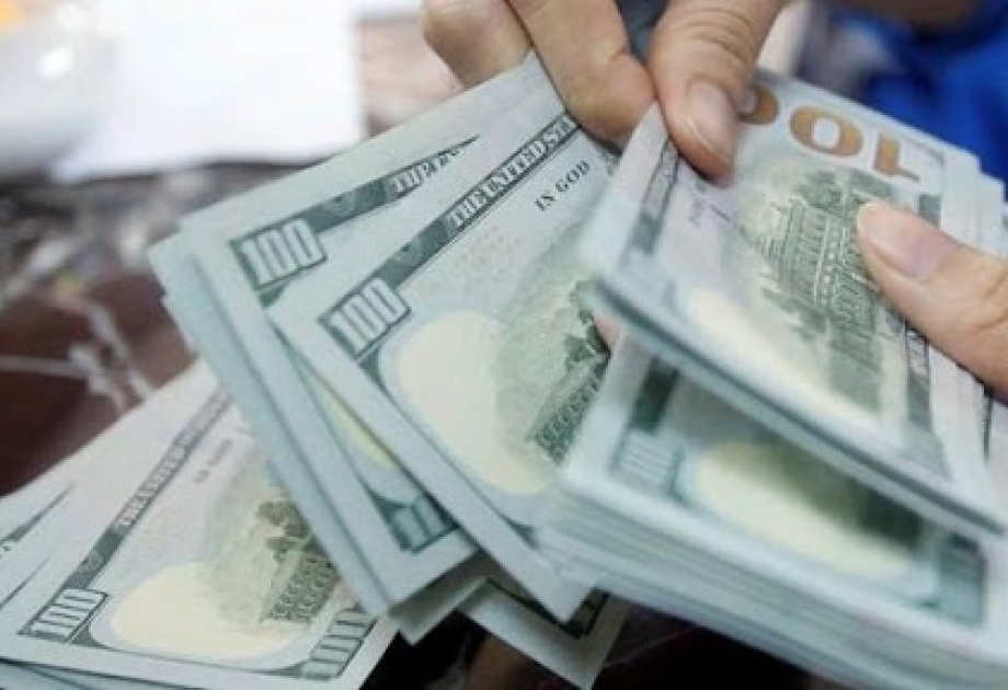 Altı ayda ölkəyə 372 milyon dollar pul baratları daxil olub