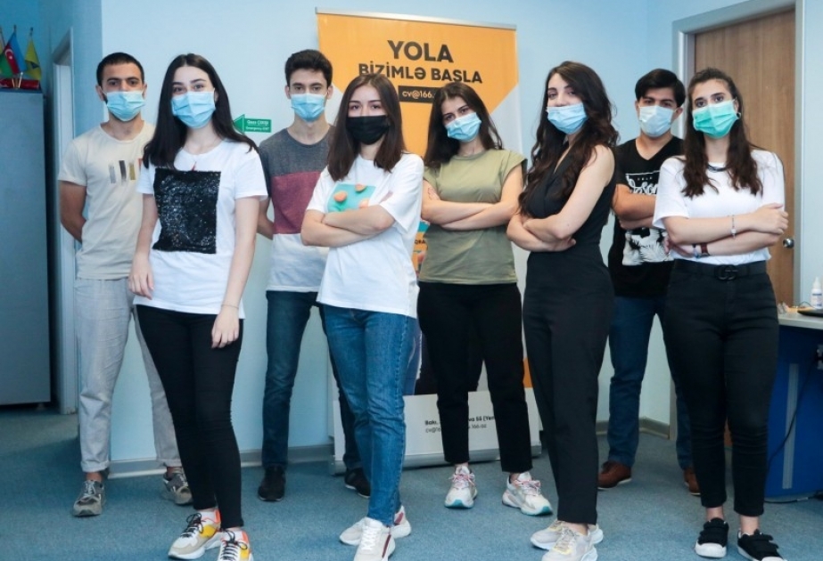 Bakı Dövlət Universitetinin məzunları yay təcrübə proqramında iştirak edirlər