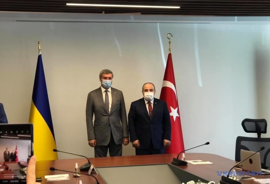 Украина и Турция договорились об интенсификации сотрудничества в оборонной сфере