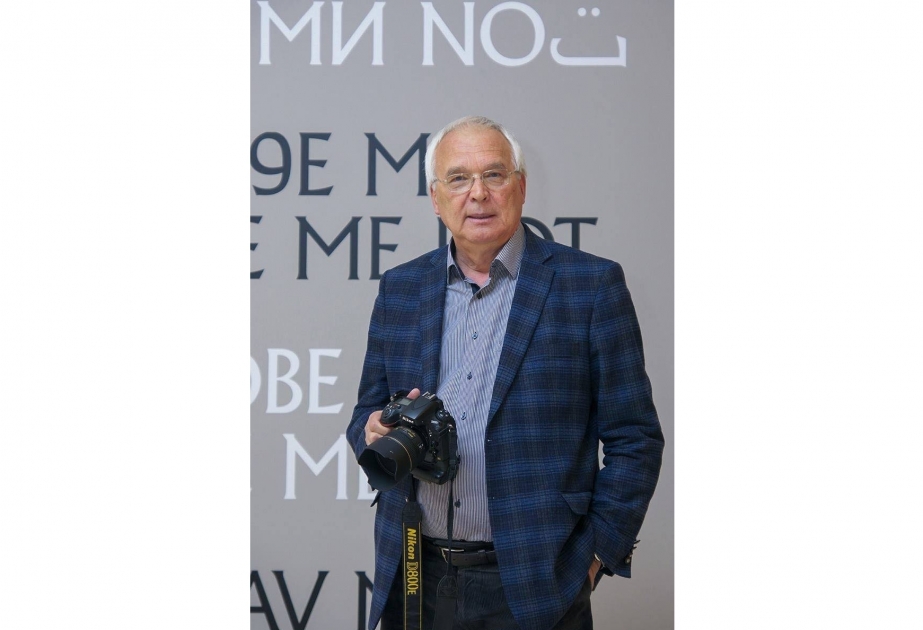 La vida del maestro continuará en las fotografías
