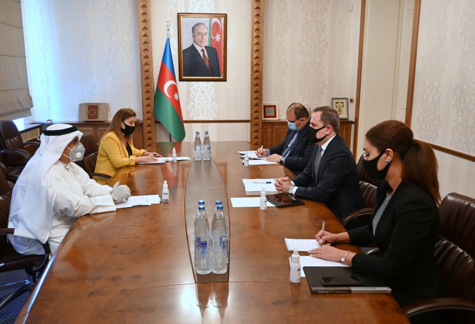 Azerbaiyán y Kuwait analizan las perspectivas de ampliar la cooperación