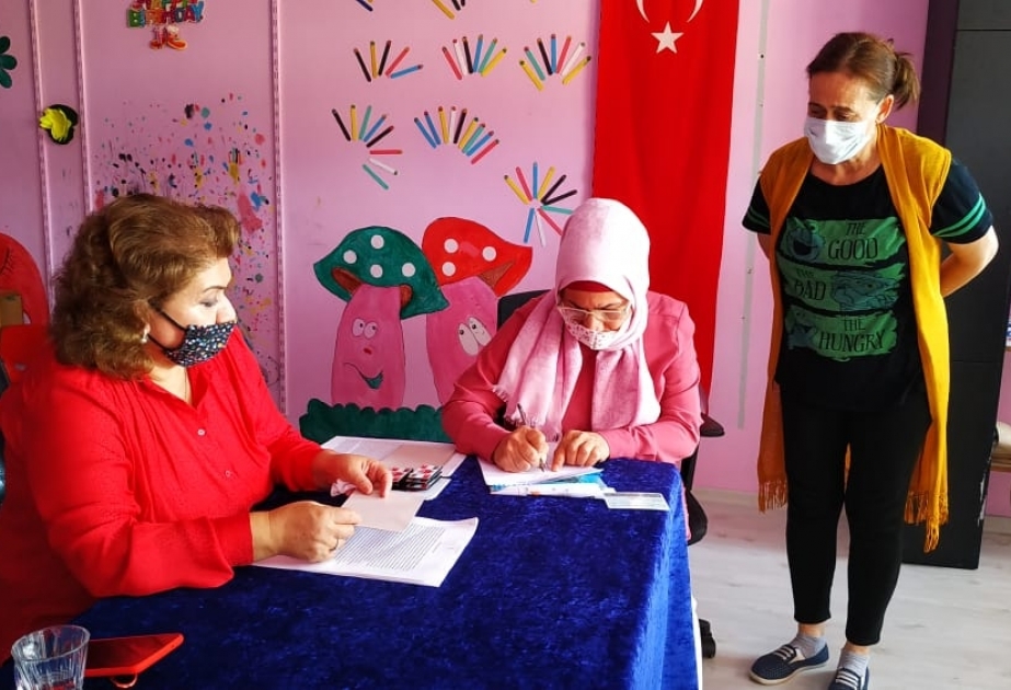 İstanbulda yaşayan aztəminatlı azərbaycanlı ailələrə dəstək məqsədilə xeyriyyə aksiyası keçirilib