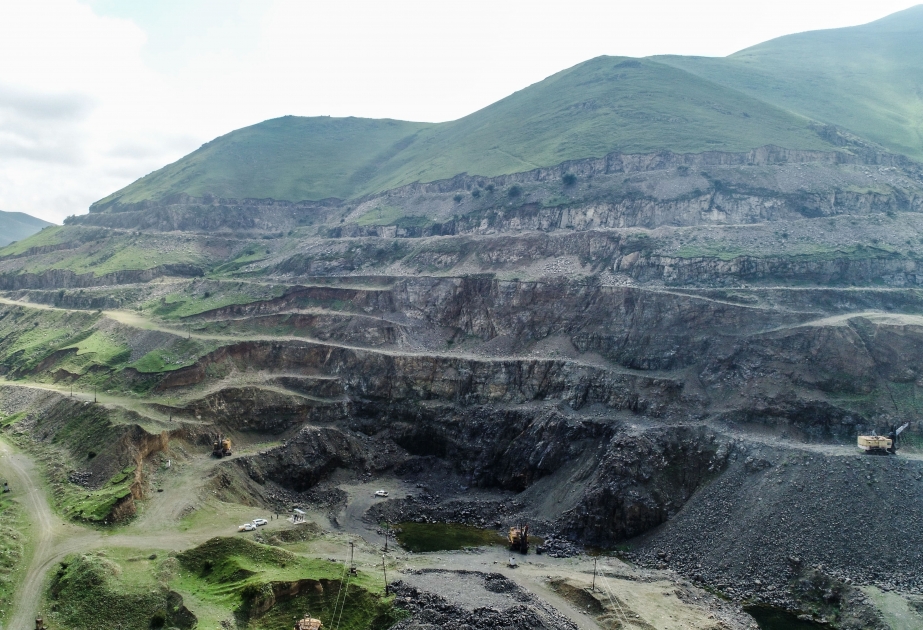ЗАО “AzerGold” приступает к геологоразведочной программе на Дашкесанском железорудном месторождении