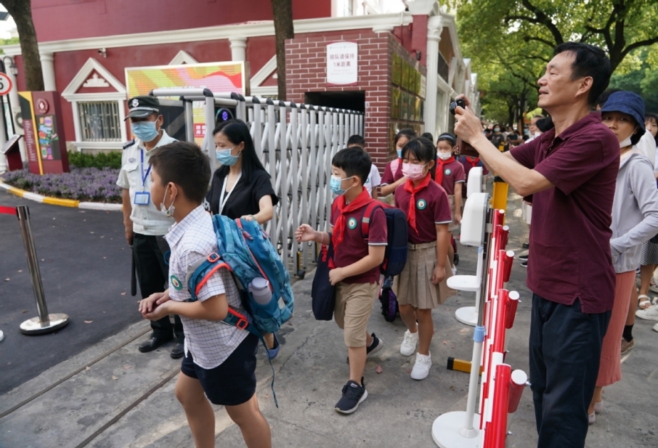 New school year in China begins with strict COVID-19 measures