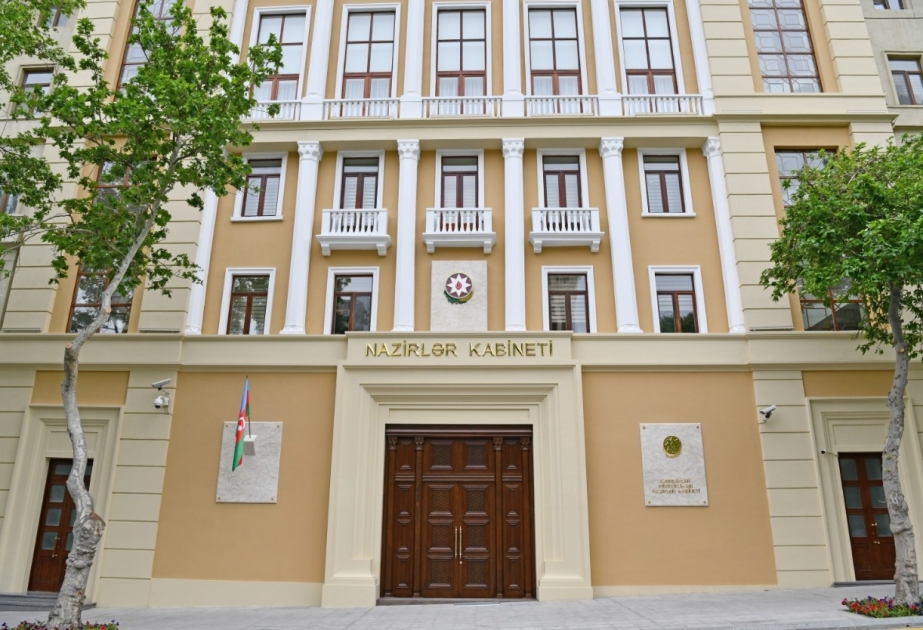 İlahiyyat İnstitutunda təhsilalanların aylıq yemək xərcinin məbləği müəyyənləşib