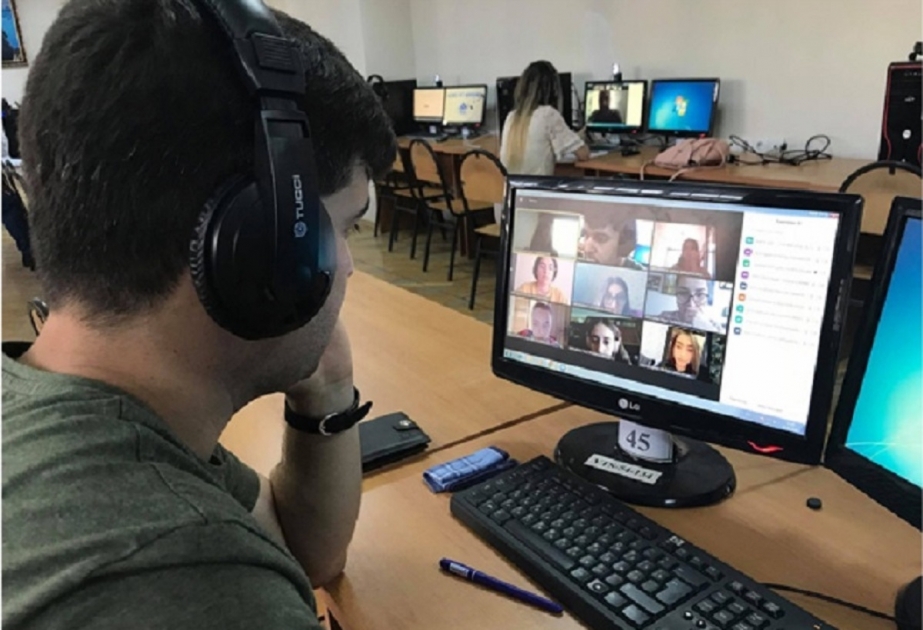Memarlıq və İnşaat Universitetində tələbələr kəsir imtahanlarını uğurla verirlər