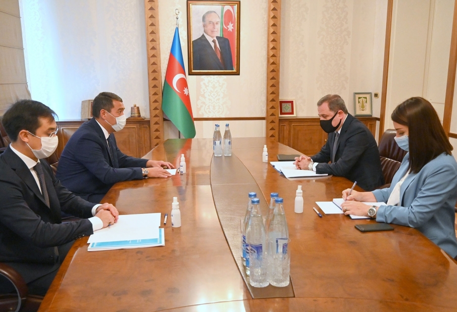 Aserbaidschan und Kasachstan erörtern Möglichkeiten für weitere Ausweitung bestehender Beziehungen