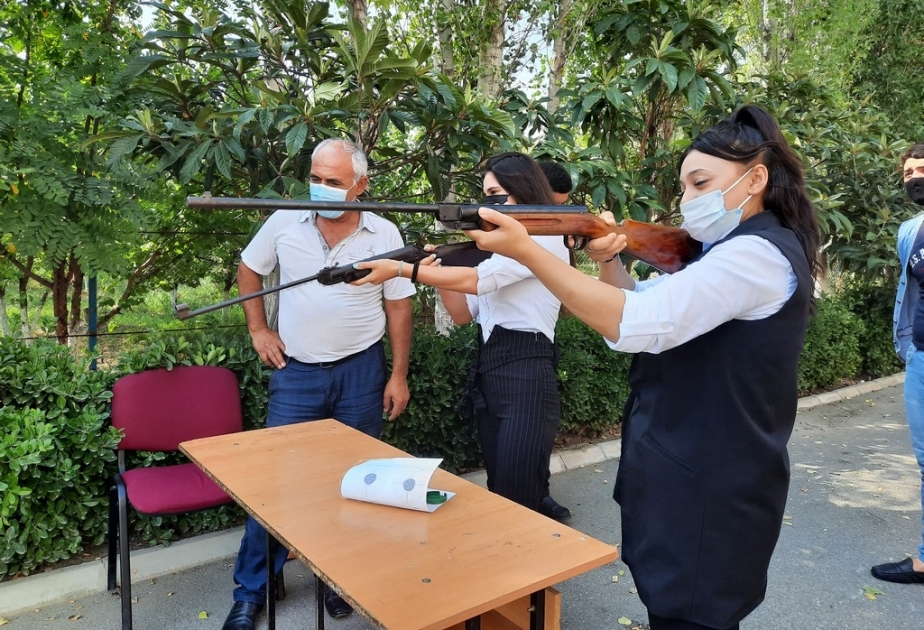 Bərdədə şəhidlərin xatirəsinə həsr olunmuş güllə atıcılığı üzrə turnir keçirilib