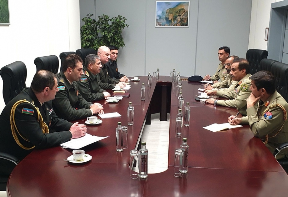 Azərbaycan ilə Pakistan arasında hərbi əməkdaşlığın genişləndirilməsi məsələləri müzakirə olunub