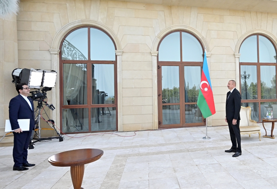 Le Président Ilham Aliyev: L'Azerbaïdjan contribue au renforcement de la solidarité islamique et fait de grands efforts