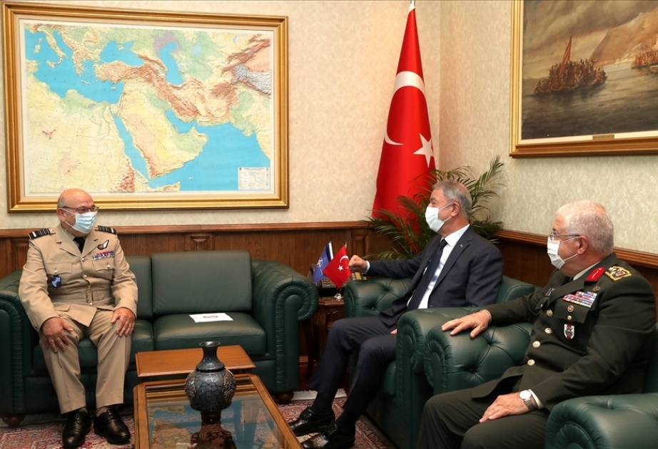 Ankarada NATO-nun komitə sədri ilə görüş olub