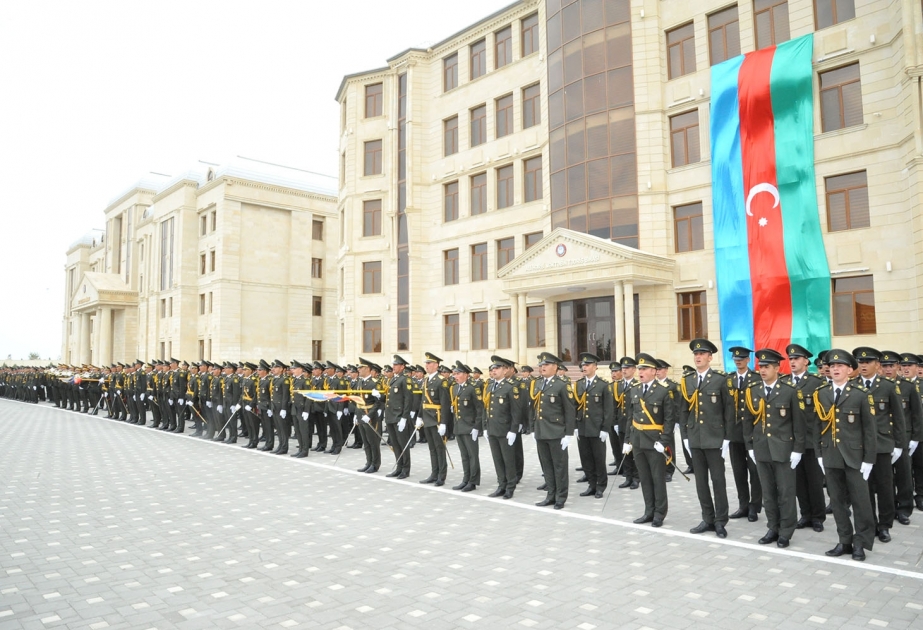 Daxili Qoşunların Ali Hərbi Məktəbinə əlavə kursant qəbulu elan olunub