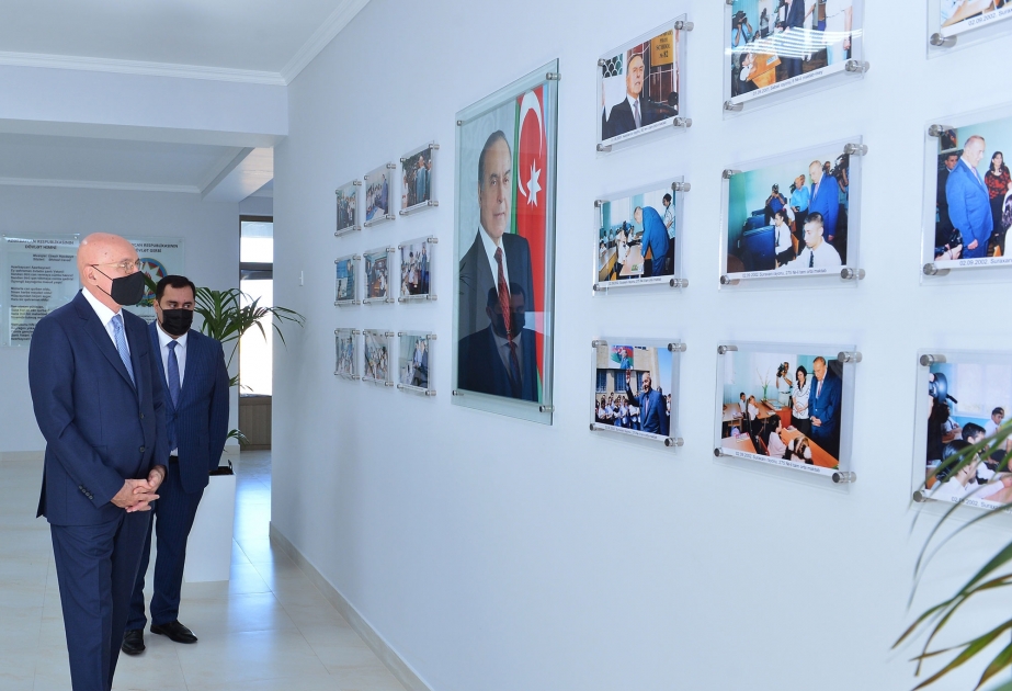 Binəqədi rayonunda yerləşən Laçın rayonu 21 nömrəli tam orta məktəbin açılış mərasimi keçirilib