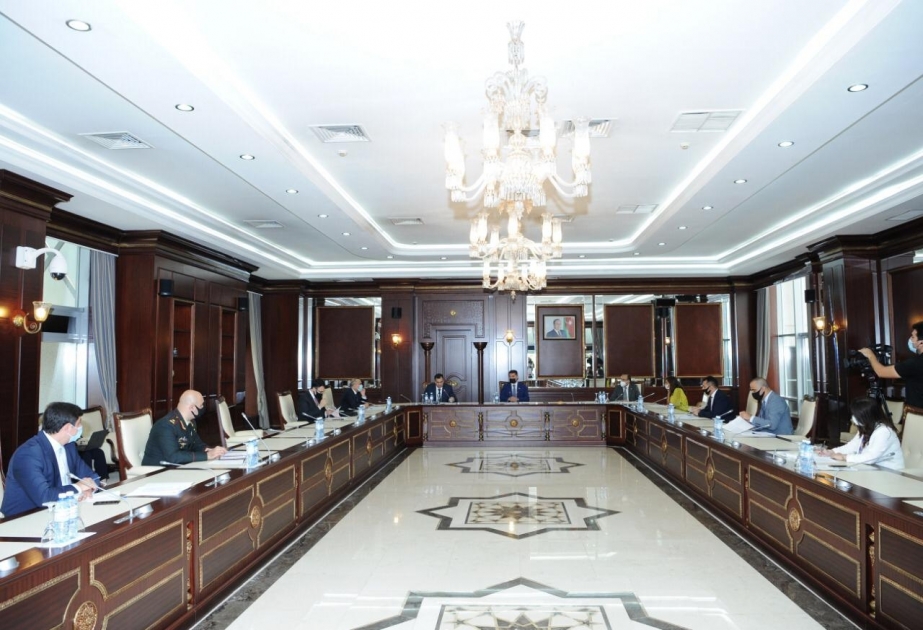 Milli Məclisin Hüquq siyasəti və dövlət quruculuğu komitəsinin iclası keçirilib
