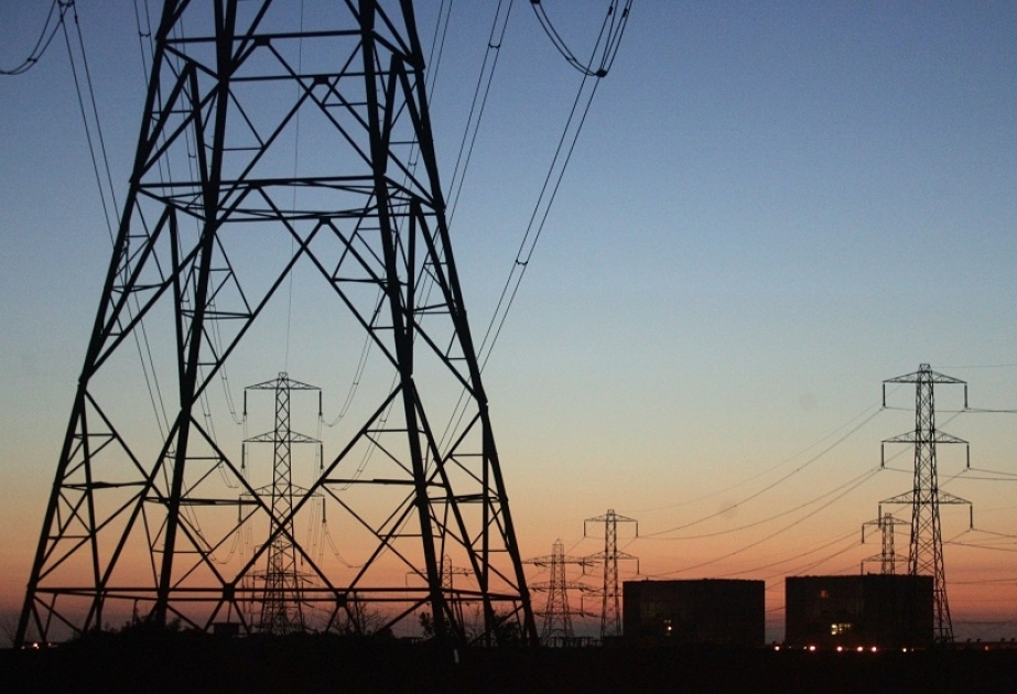 Yanvar-avqust aylarında elektrik enerjisinin ixracı və idxalı azalıb