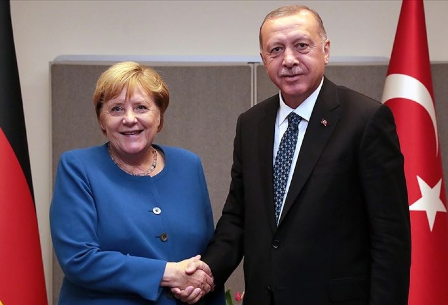 Türkiyə Prezidenti və Almaniya Kansleri arasında videogörüş keçirilib